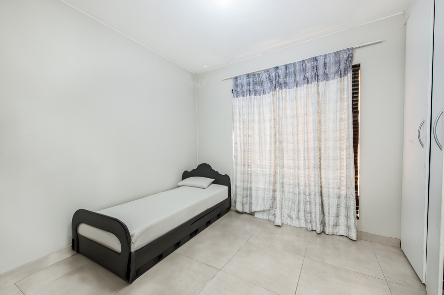 2 Bedroom Property for Sale in Vorna Valley Gauteng
