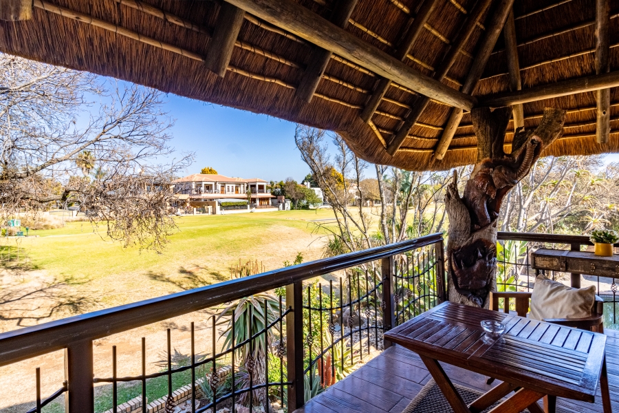 To Let 5 Bedroom Property for Rent in Silver Lakes Golf Estate Gauteng