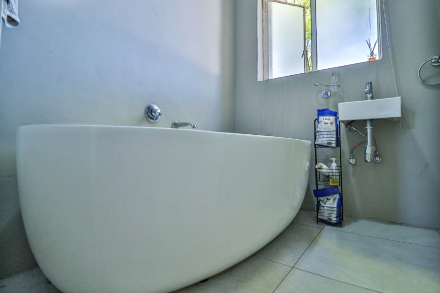 2 Bedroom Property for Sale in Morningside Gauteng