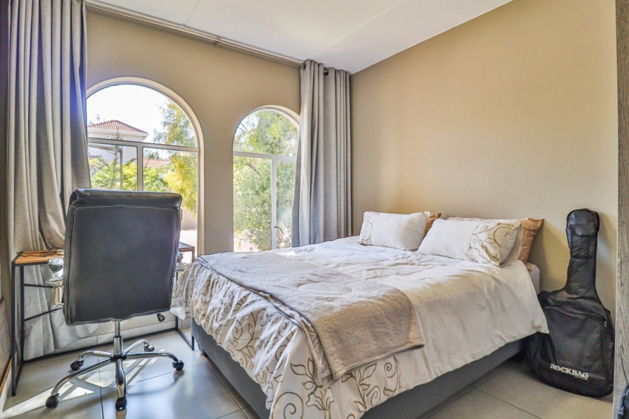2 Bedroom Property for Sale in Morningside Gauteng