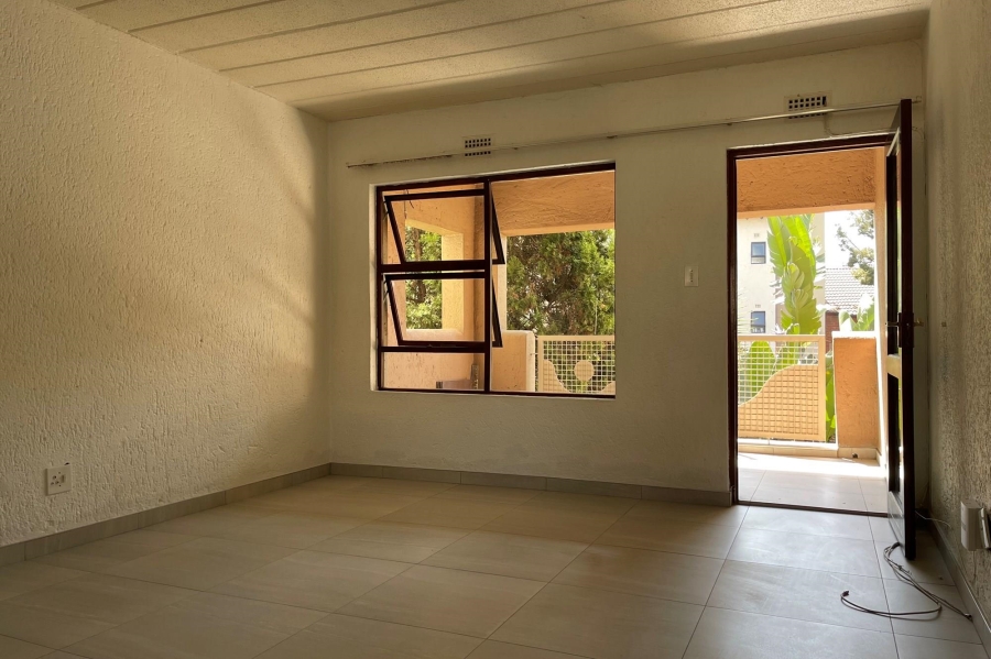 To Let 2 Bedroom Property for Rent in Paulshof Gauteng