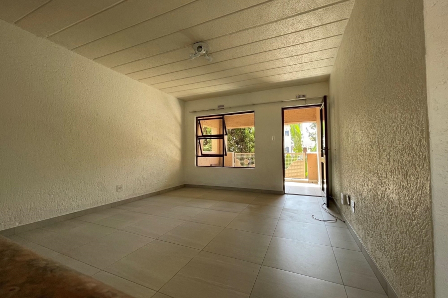 To Let 2 Bedroom Property for Rent in Paulshof Gauteng