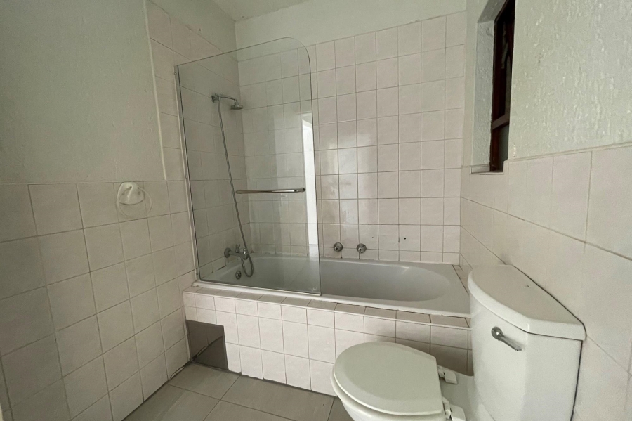 To Let 2 Bedroom Property for Rent in Paulshof Gauteng