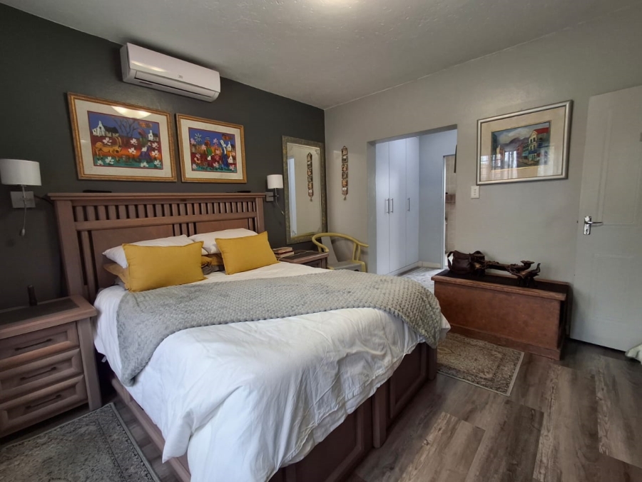 3 Bedroom Property for Sale in Sonneveld Gauteng