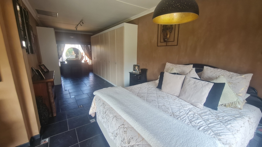 3 Bedroom Property for Sale in Dalpark Proper Gauteng