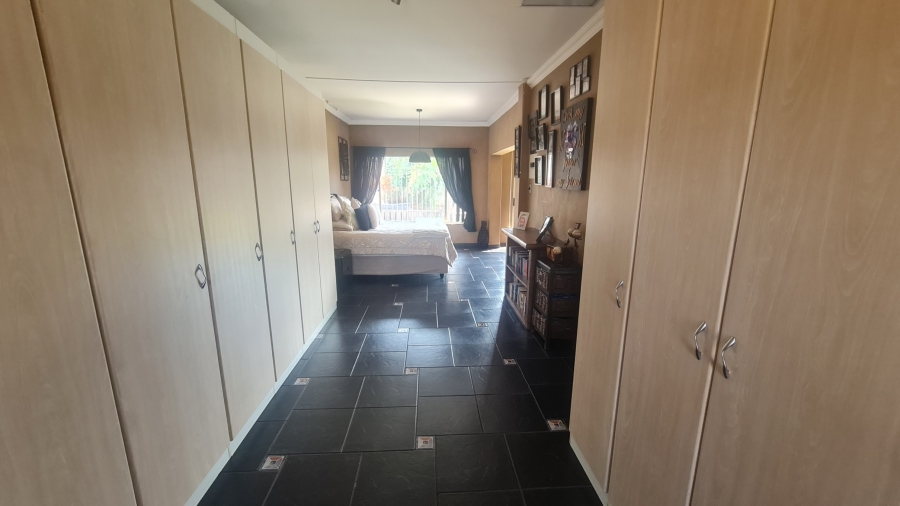 3 Bedroom Property for Sale in Dalpark Proper Gauteng