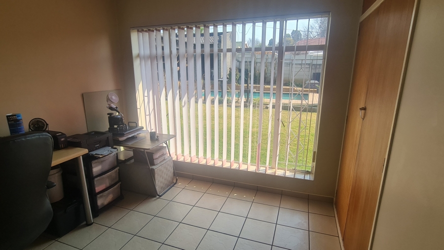 3 Bedroom Property for Sale in Dalpark Proper Gauteng