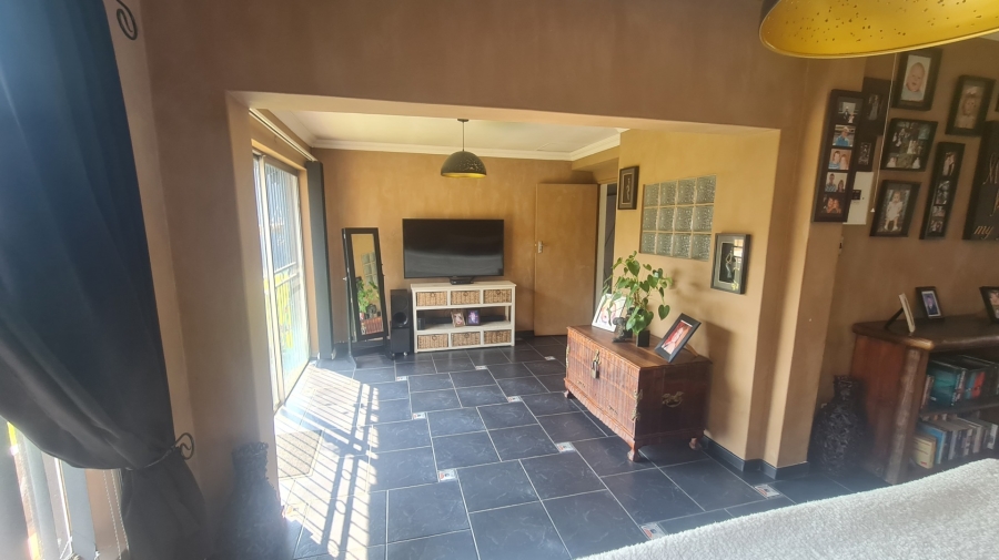 3 Bedroom Property for Sale in Dalpark Proper Gauteng