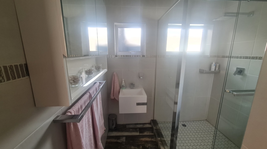 3 Bedroom Property for Sale in Dalpark Proper Gauteng