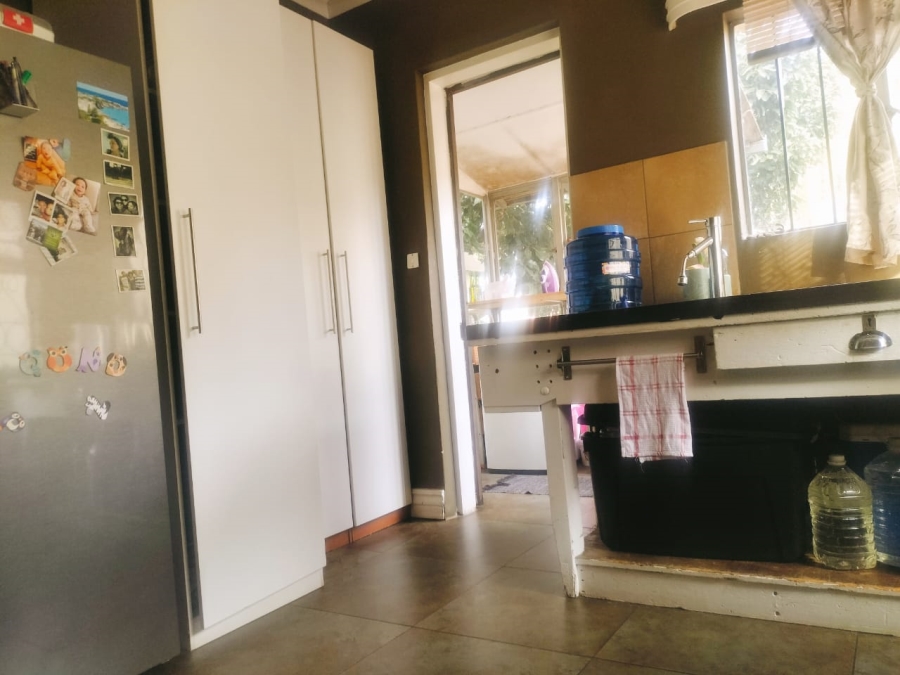 2 Bedroom Property for Sale in Melville Gauteng