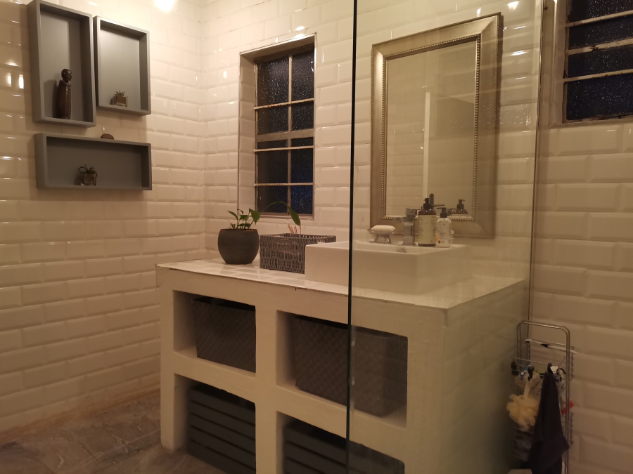2 Bedroom Property for Sale in Melville Gauteng