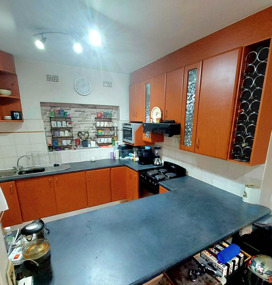2 Bedroom Property for Sale in Dayanglen Gauteng
