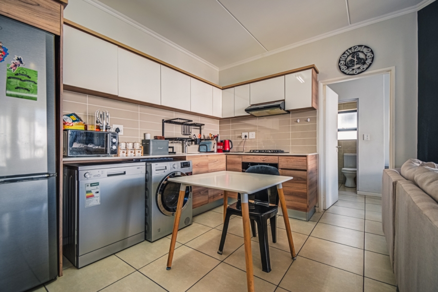 1 Bedroom Property for Sale in Modderfontein Gauteng