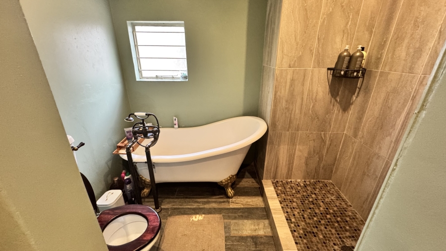 To Let 3 Bedroom Property for Rent in Sandown Gauteng
