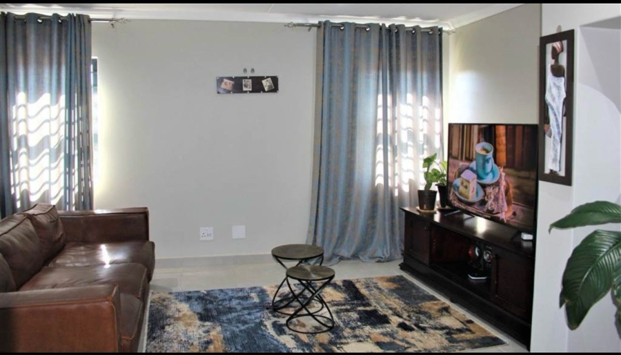 To Let 4 Bedroom Property for Rent in Nietgedacht Gauteng