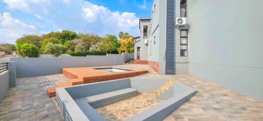 4 Bedroom Property for Sale in Olympus AH Gauteng