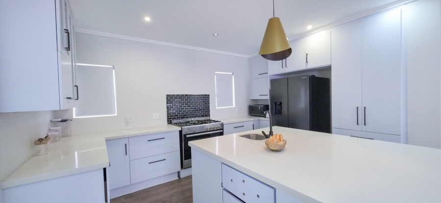 4 Bedroom Property for Sale in Olympus AH Gauteng