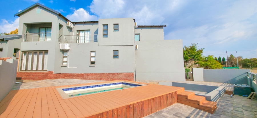 4 Bedroom Property for Sale in Olympus AH Gauteng
