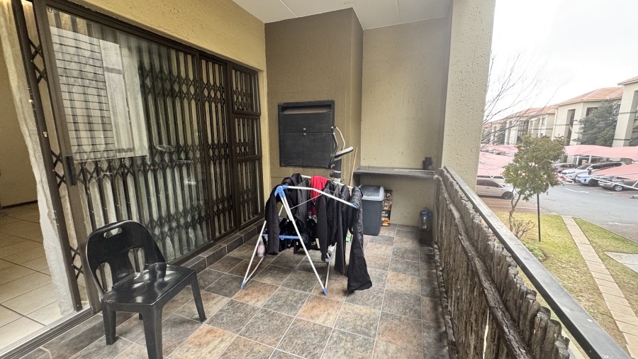 To Let 2 Bedroom Property for Rent in Lonehill Gauteng