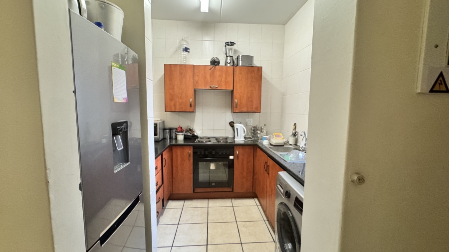 To Let 2 Bedroom Property for Rent in Lonehill Gauteng