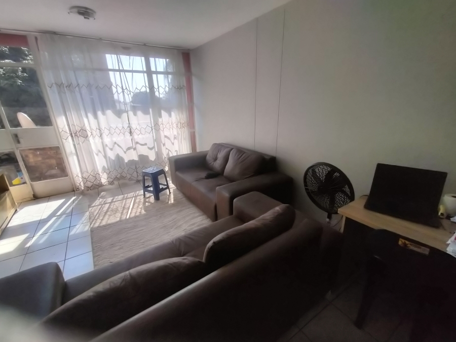2 Bedroom Property for Sale in Pretoria North Gauteng