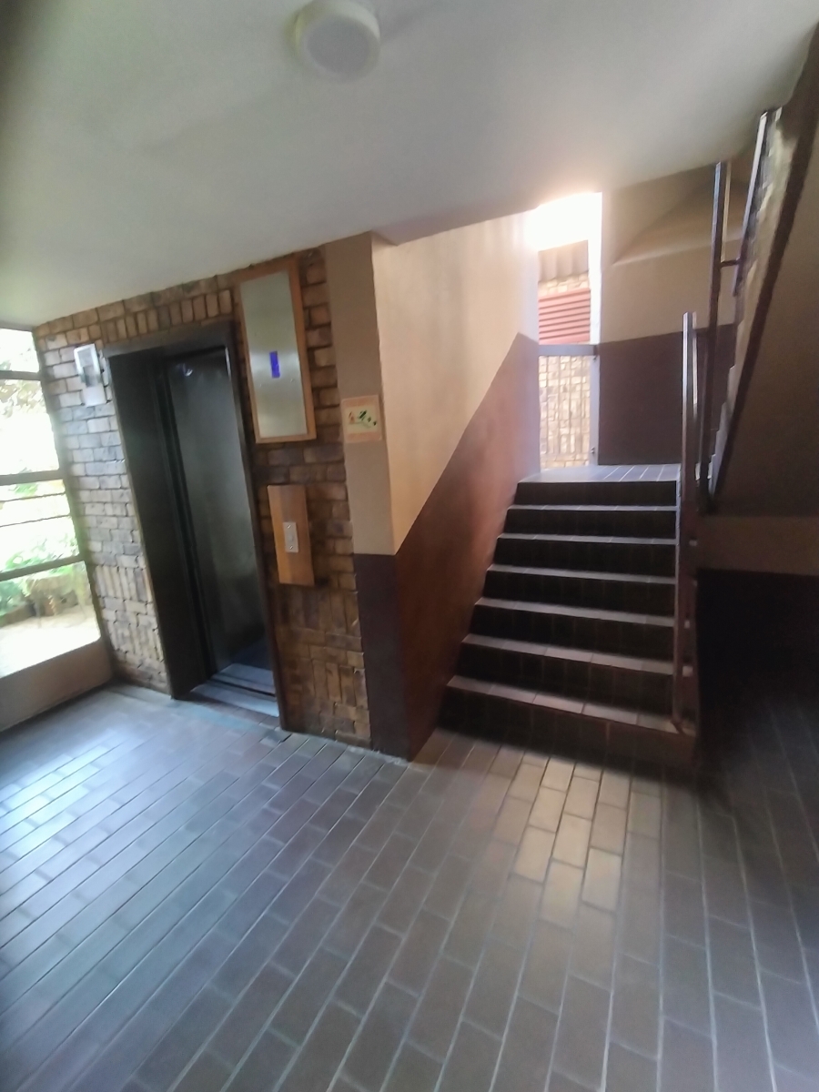 2 Bedroom Property for Sale in Pretoria North Gauteng