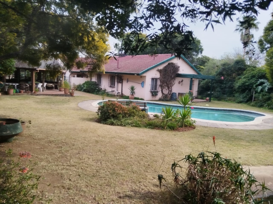 3 Bedroom Property for Sale in Lombardy East Gauteng