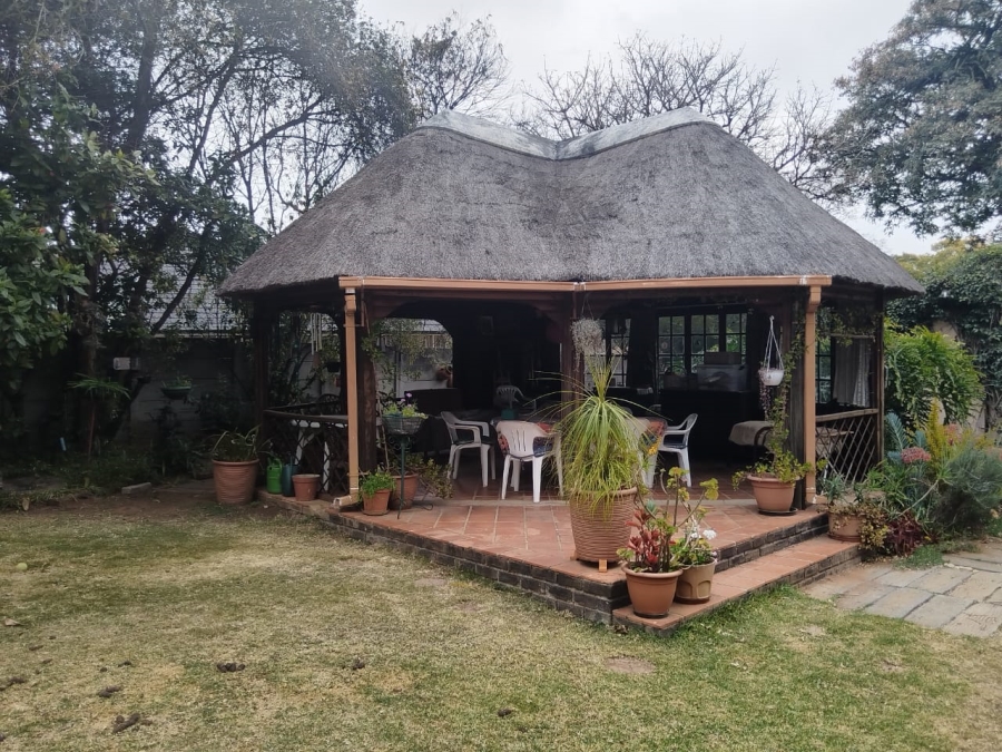 3 Bedroom Property for Sale in Lombardy East Gauteng