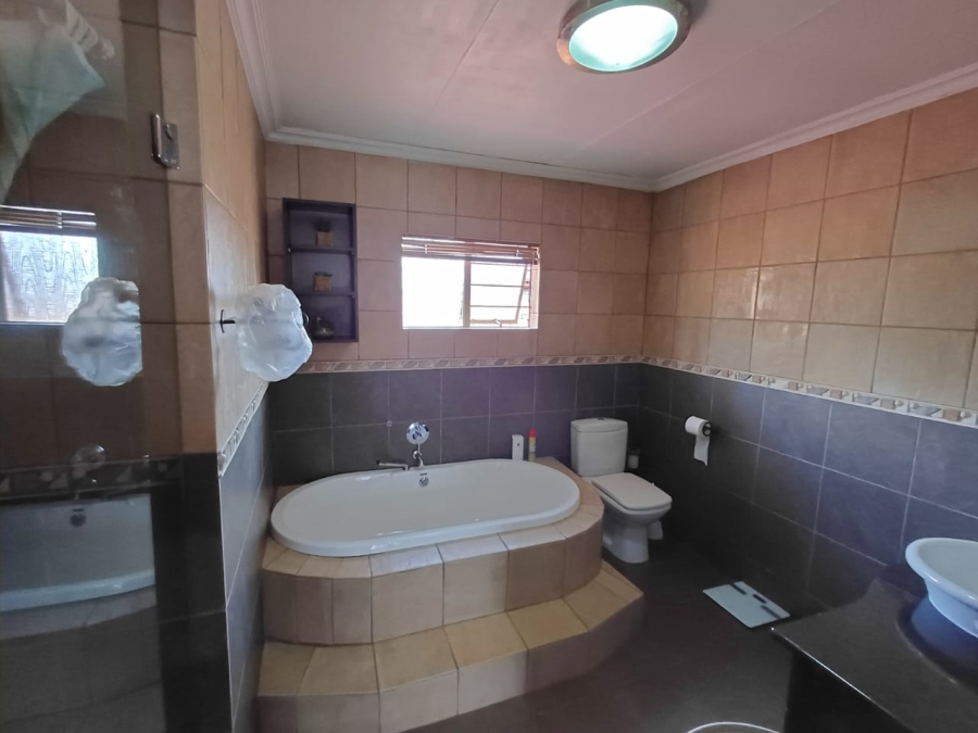 3 Bedroom Property for Sale in Wierda Park Gauteng