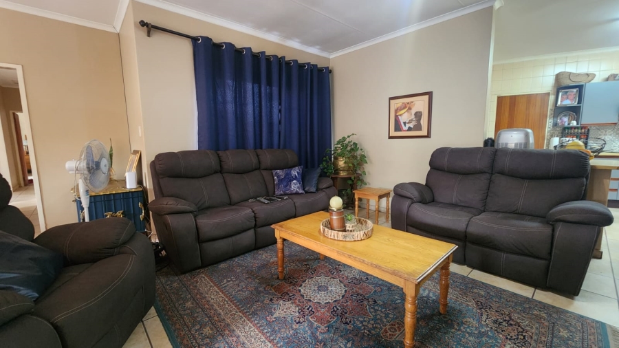 4 Bedroom Property for Sale in Erasmuskloof Gauteng