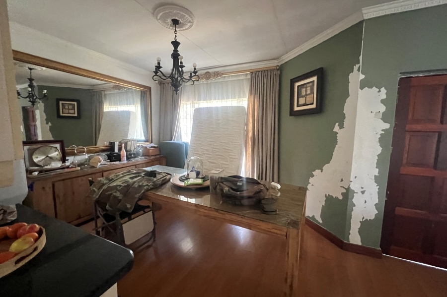 3 Bedroom Property for Sale in Rooihuiskraal North Gauteng