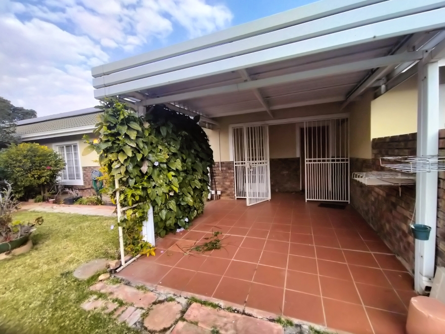 2 Bedroom Property for Sale in Ninapark Gauteng