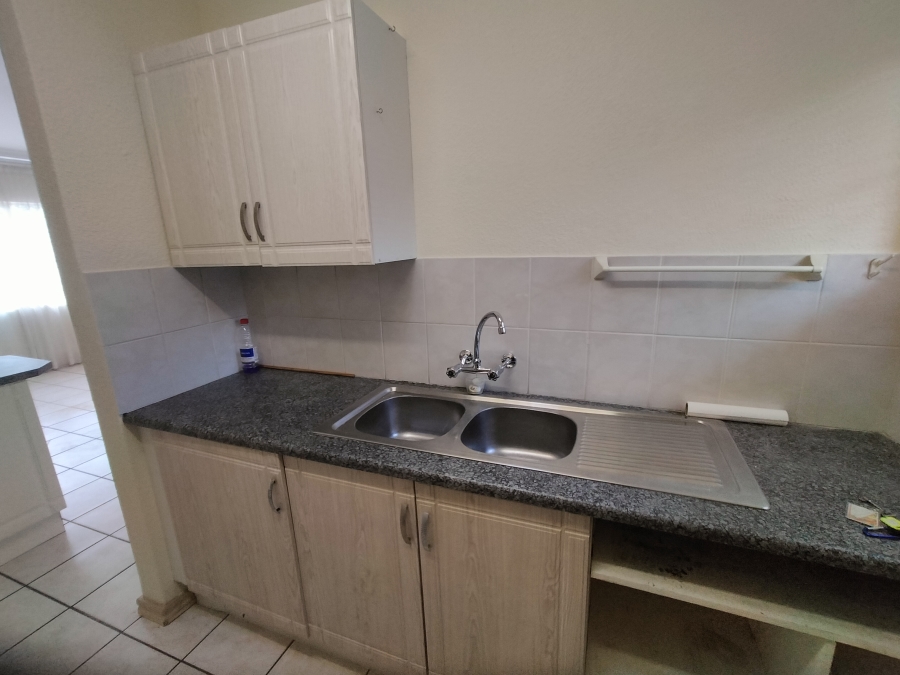 2 Bedroom Property for Sale in Ninapark Gauteng