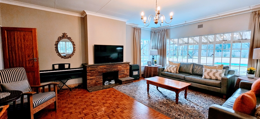 4 Bedroom Property for Sale in Three Rivers Proper Gauteng