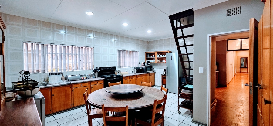 4 Bedroom Property for Sale in Three Rivers Proper Gauteng