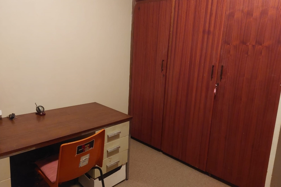 3 Bedroom Property for Sale in Rooihuiskraal Gauteng
