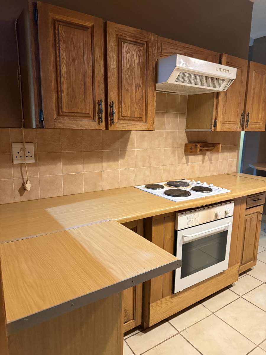 3 Bedroom Property for Sale in Mountain View Gauteng