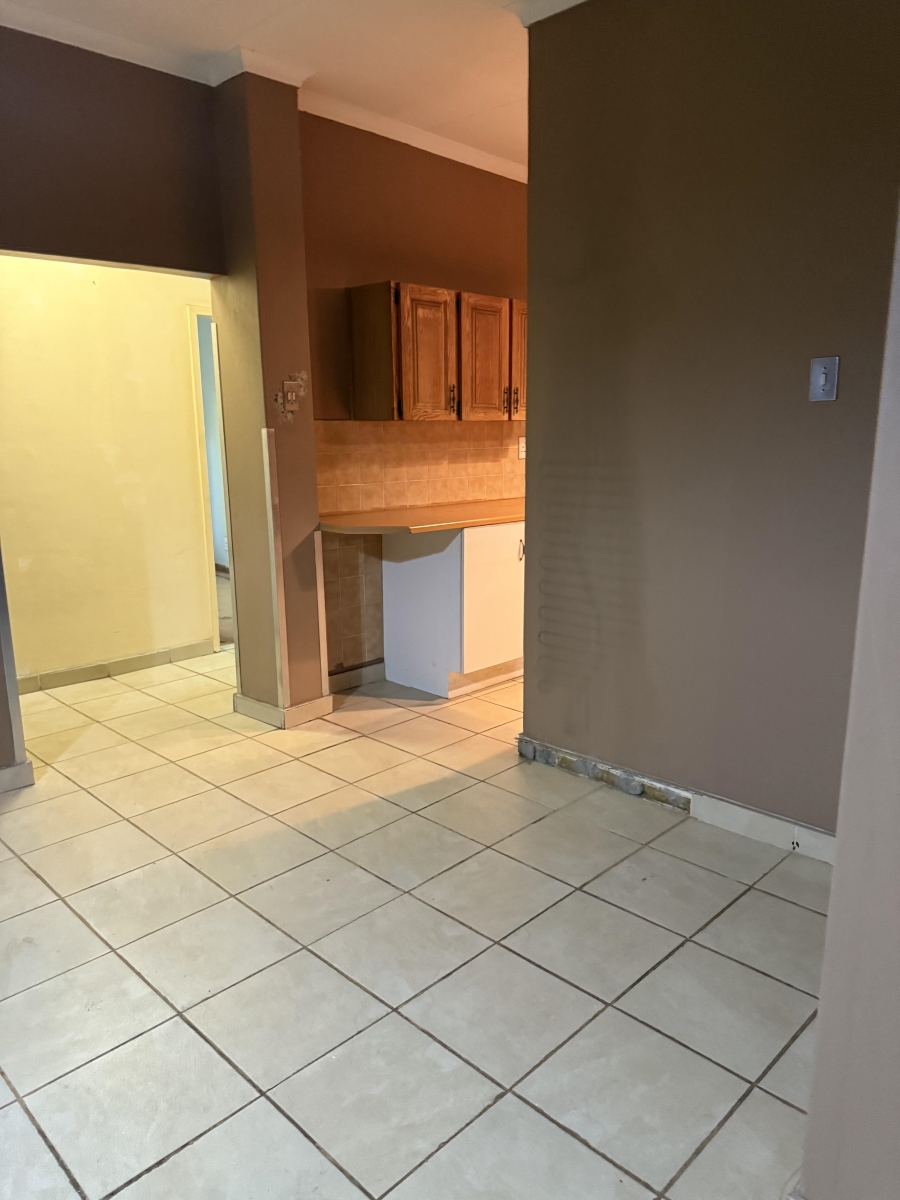 3 Bedroom Property for Sale in Mountain View Gauteng
