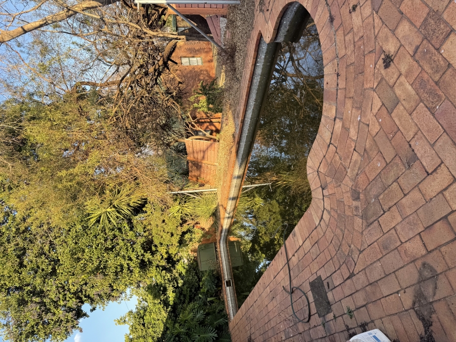 3 Bedroom Property for Sale in Mountain View Gauteng