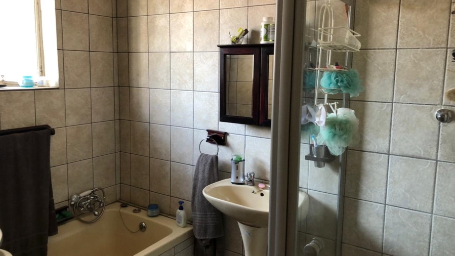 4 Bedroom Property for Sale in Selcourt Gauteng