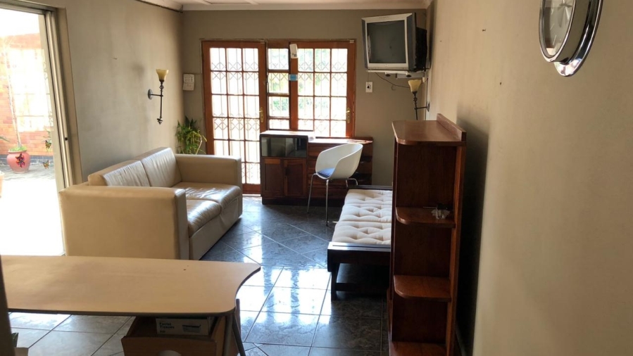 4 Bedroom Property for Sale in Selcourt Gauteng