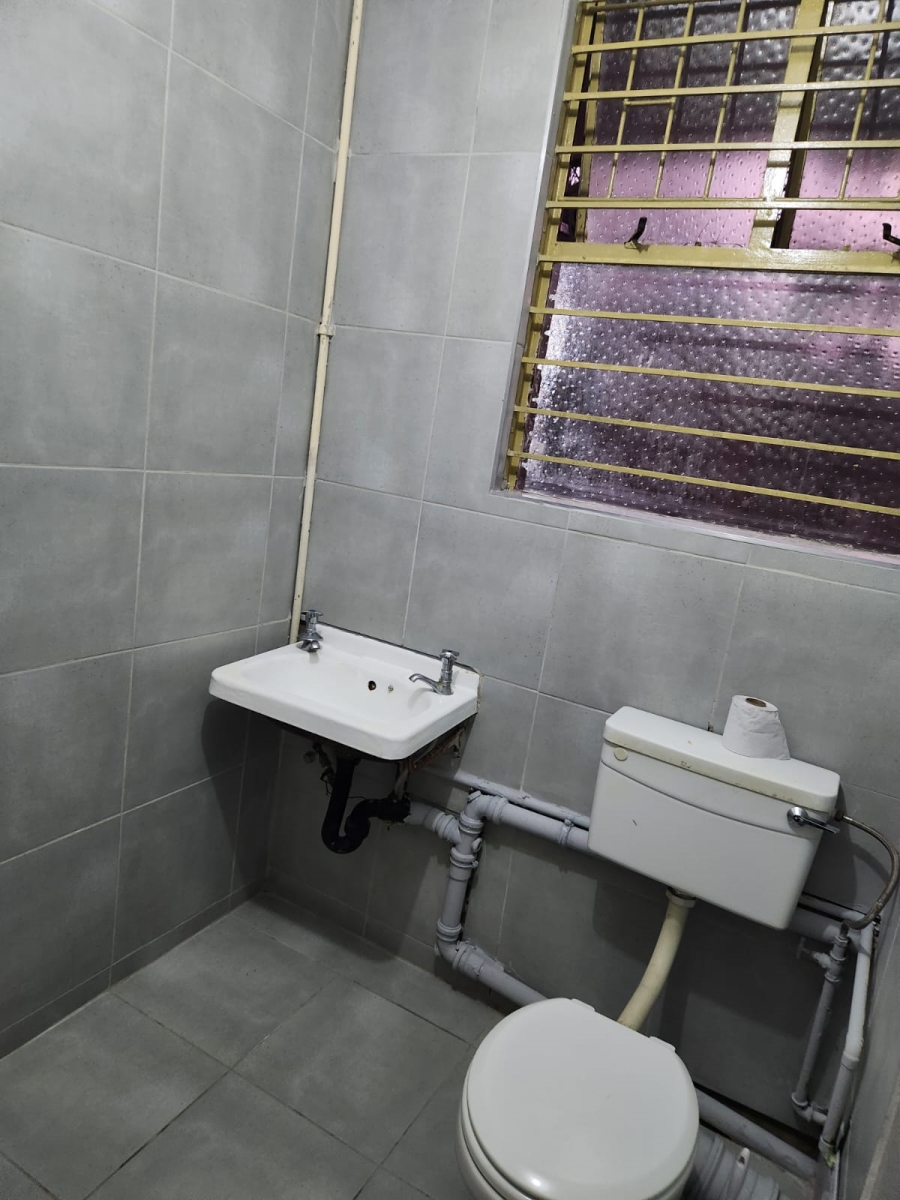To Let 1 Bedroom Property for Rent in Pretoria Central Gauteng
