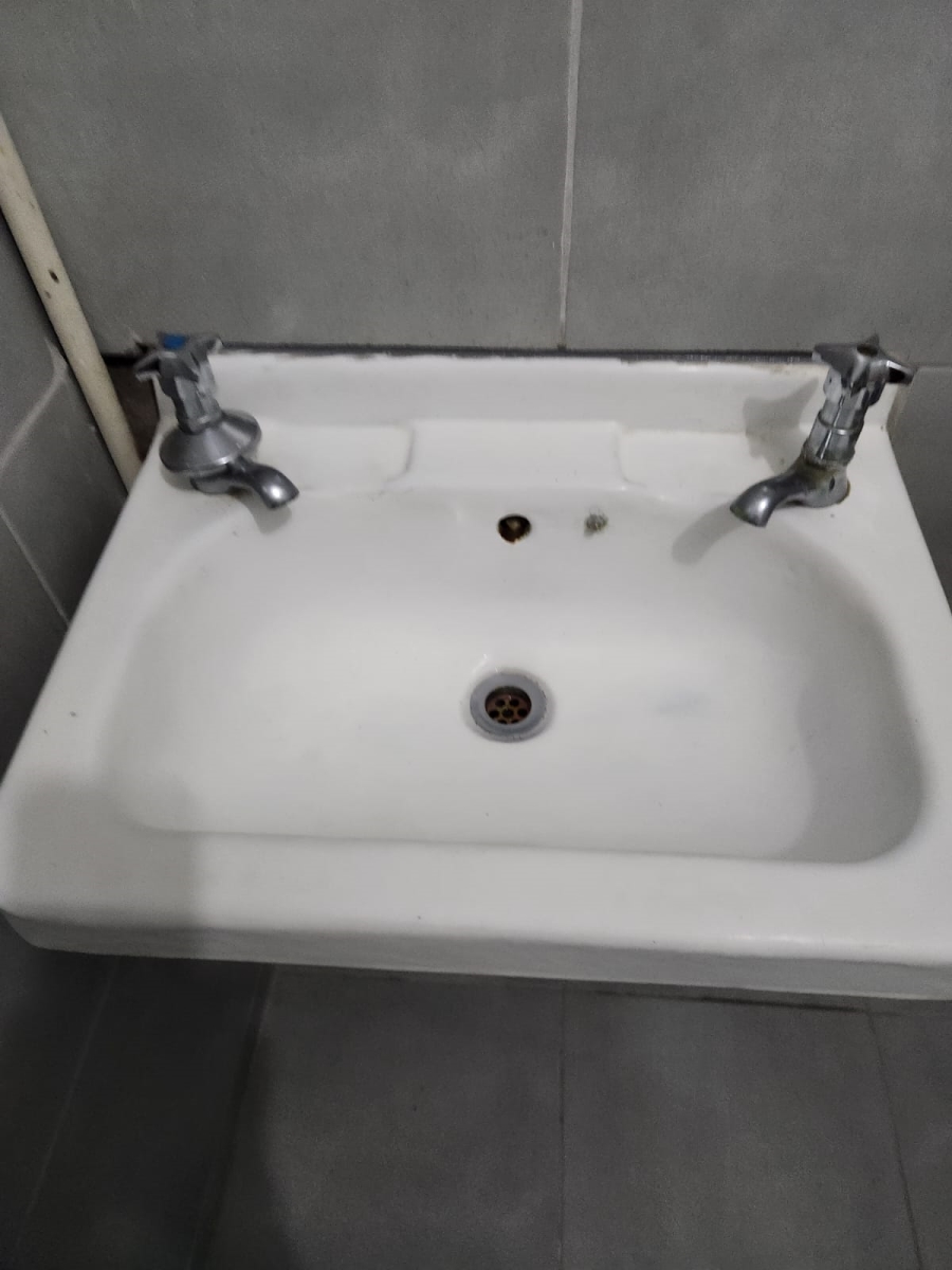 To Let 1 Bedroom Property for Rent in Pretoria Central Gauteng