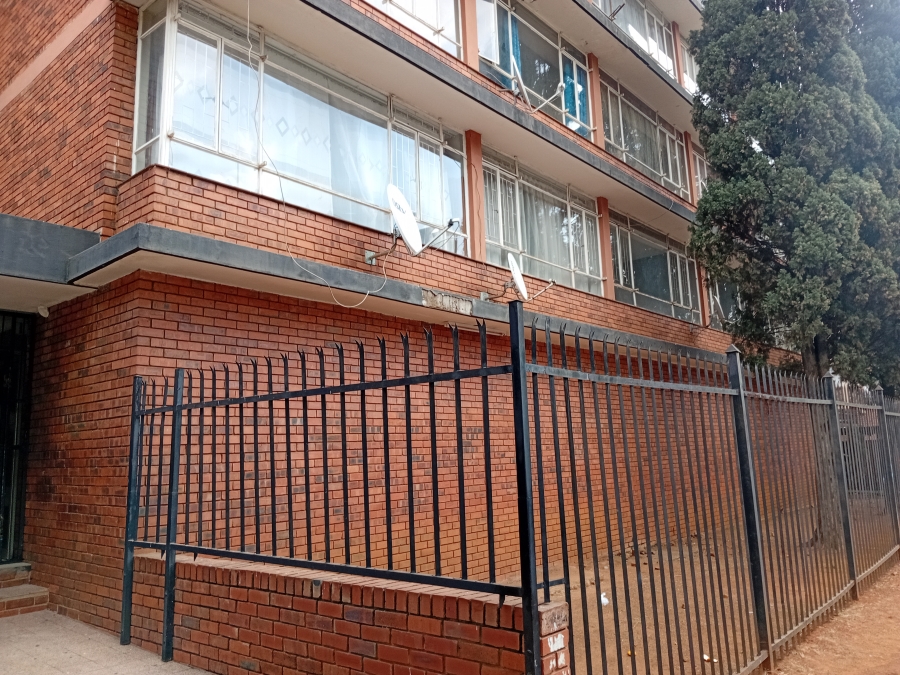 To Let 1 Bedroom Property for Rent in Pretoria Central Gauteng