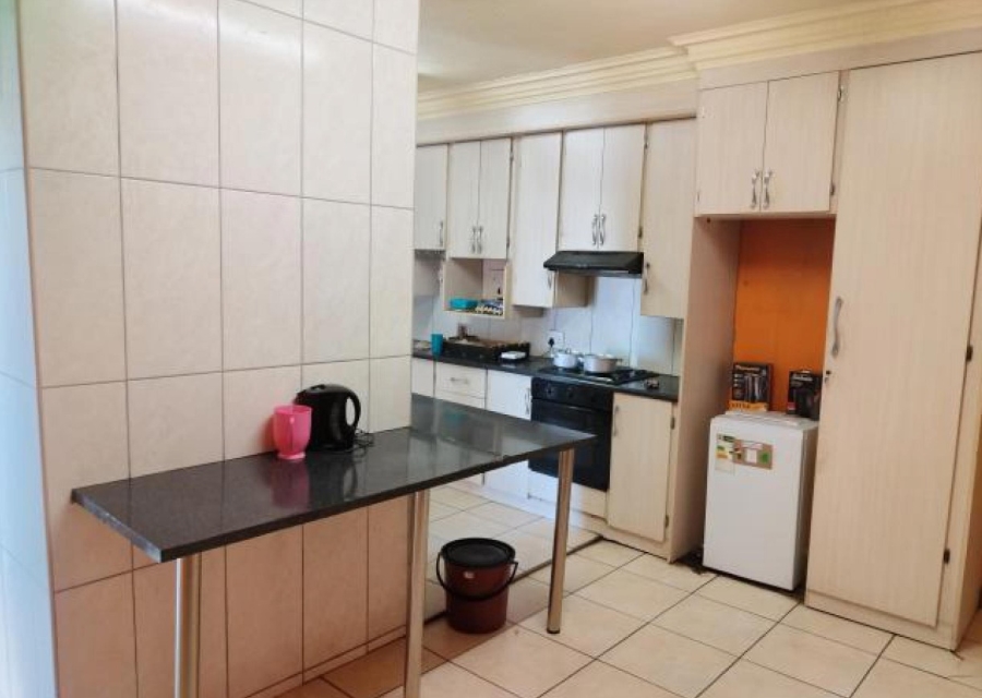 2 Bedroom Property for Sale in Pretoria Central Gauteng