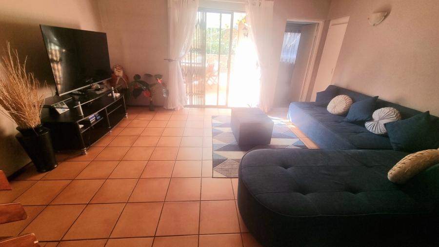 4 Bedroom Property for Sale in Halfway Gardens Gauteng
