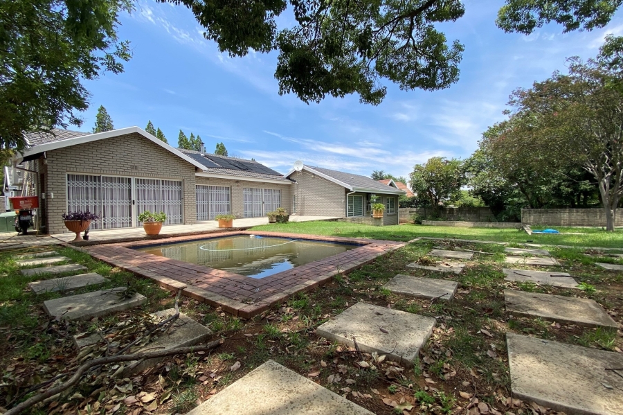 5 Bedroom Property for Sale in Ferndale Gauteng