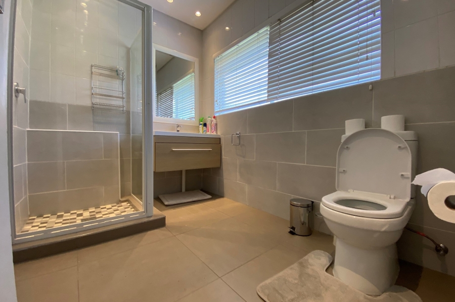 5 Bedroom Property for Sale in Ferndale Gauteng