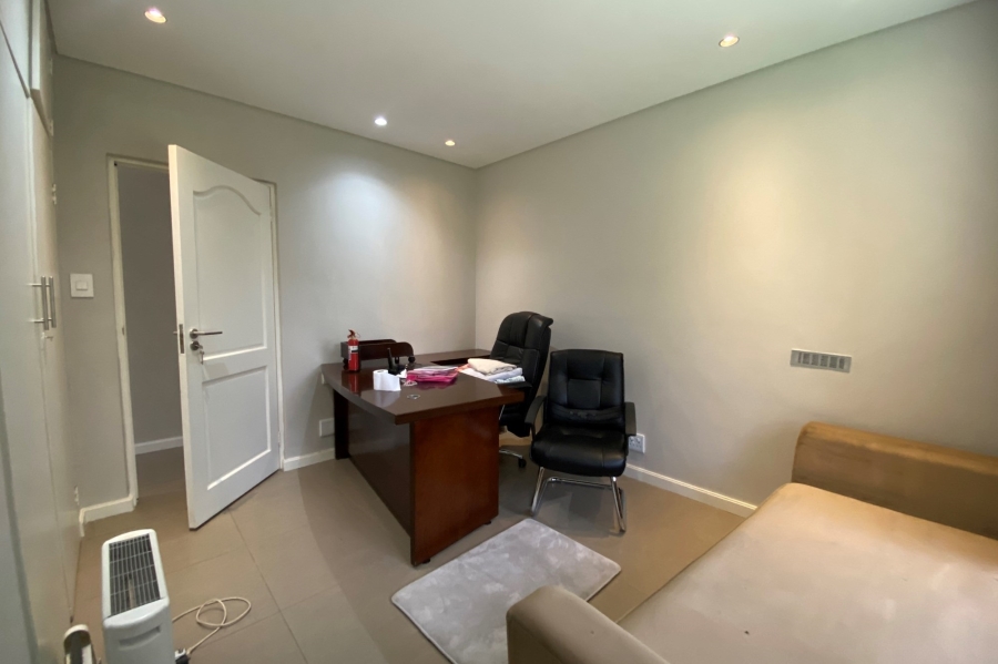 5 Bedroom Property for Sale in Ferndale Gauteng