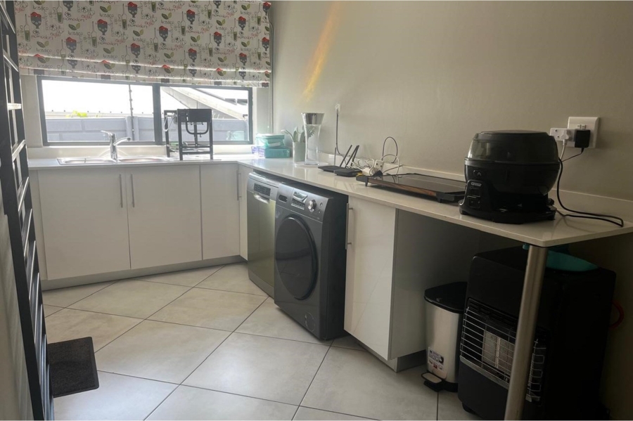 4 Bedroom Property for Sale in Ferndale Gauteng